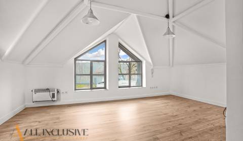 ČERSTVO ZREKONŠTRUOVANÁ BUDOVA NA PREDAJ - GALANTA