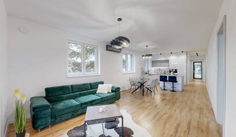 NOVÁČANY: 4 izb. NOVOSTAVBA. Moderná architektúra. 956 m2. 