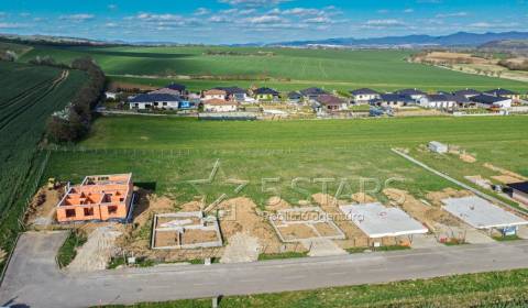 Moderný bungalov  P3 so skvelou dispozíciou obec Štvrtok okr. Trenčín