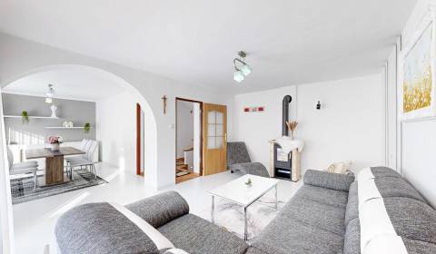 PREDAJ, dvojpodlažný RD na okamžité bývanie, Nižná, Tvrdošín