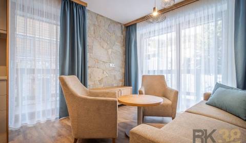 Investičný apartmán s terasou priamo pri lanovke v Jasnej
