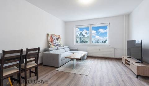 NA PRENÁJOM 2-IZBOVÝ BYT S BALKÓNOM, DUNAJSKÁ STREDA