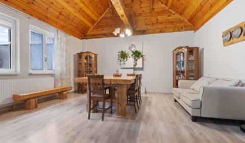 RADO I Veľký rodinný dom s možnosťou podnikania I Ivanka pri Dunaji