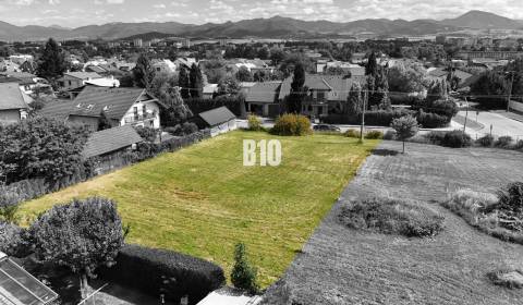 Na predaj slnečný, rovinatý pozemok v atraktívnej časti Stráne – Marti