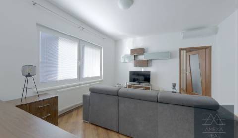 EXKLUZÍVNE - PRENÁJOM, 2-IZB. BYT s bazénom