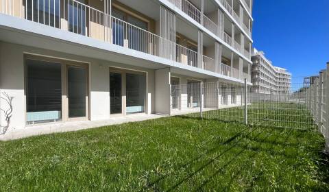 NUERA︱NOVÝ RUŽINOV - kompletne zariadený 2-izbový apartmán so záhradou