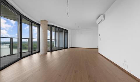 NUERA︱EUROVEA TOWER - 3i byt s výhľadom na Karpaty a Dunaj, 18np. 