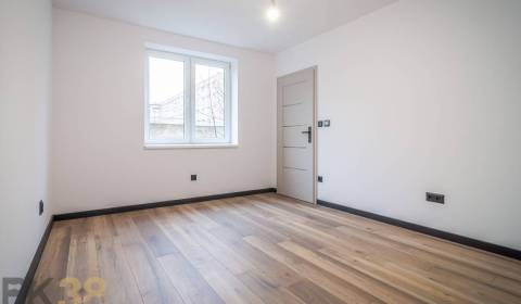 EXKLUZÍVNE: Kompletne zrekonštruovaný 2- izbový byt v TOP LOKALITE