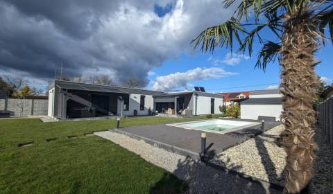 Atraktívna novostavba na predaj, Palárikovo, pozemok 1182m2