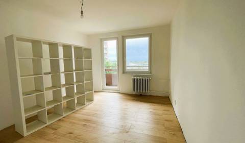 Rekonštruovaný 3 izbový byt -  62 m², lokalita Modra