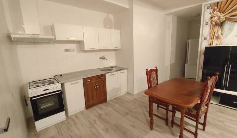 Na prenájom 2-izbový byt - Nové Zámky