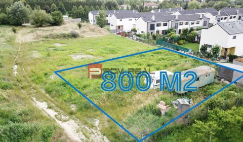 Rovinatý pozemok 800 m2 za dobrú cenu Marianka
