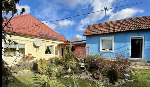 Rodinný dom Tvrdomestice 