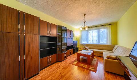 3-izbový byt s balkónom na predaj – Rimavská Sobota, Malohontská