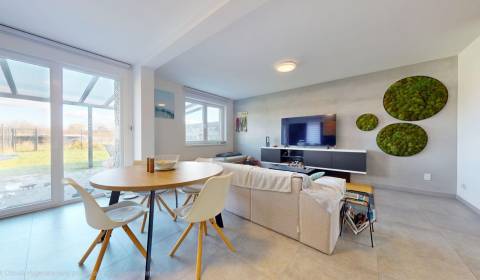 4-izbový dom 140m2 + pozemok 263m2 | Slovenský Grob