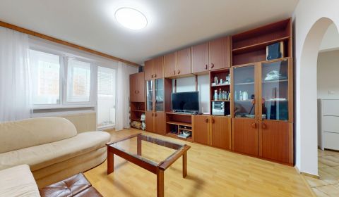 3-izbový byt 64m2 + loggia 5m2 | Matejkova 