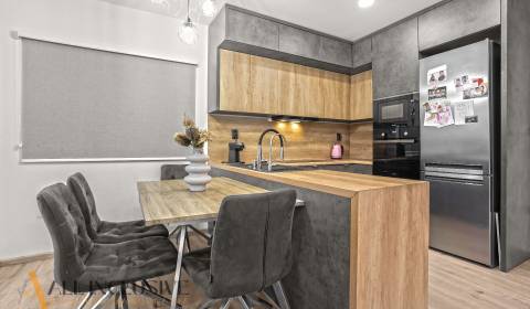 REZERVOVANÉ | NA PREDAJ 3-IZBOVÝ BYT S BALKÓNOM, VRAKÚŇ