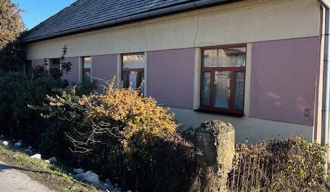 Prízemný rodinný dom v Tomášovciach 