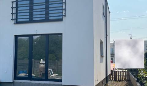 Novostavba- 4-izbový rodinný dom-Super Cena