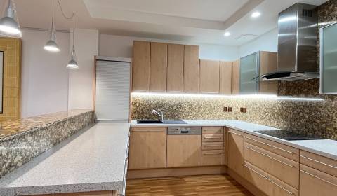 Ponúkam na prenájom zrekonštruovaný 3-izbový byt 