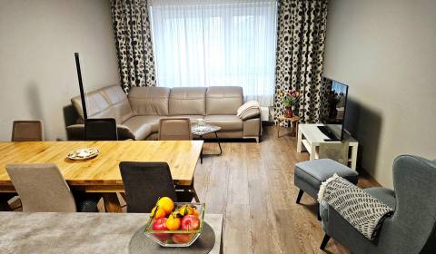 Prenájom 3 izb. bytu v novostavbe Stein s parkingom v cene.