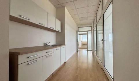 Kancelársky celok 113m2, Drieňová, Ružinov