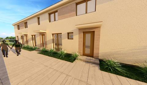 PREDPREDAJ – 2-izbový tehlový mezonet s pozemkom | Topoľčianky