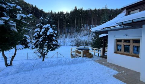 PREDAJ: RD inv. príležitosť Bystrá; 632 m2 pozemok; 252.700€