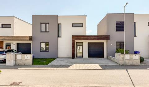 Novostavba - 4i rodinný dom, Hanzlíkovská - Trenčín