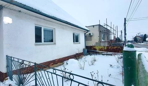 Rodinný dom s veľkým pozemkom Seňa