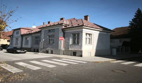 REZERVOVANÝ DOM s pozemkom v Banskej Bystrici, mestská  časť Uhlisko 