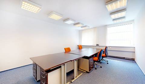 Prenájom kancelárskych priestorov od 25,7 m² – Košická ul., Nivy