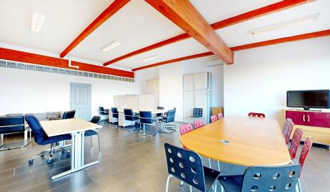 3D, prenájom, kancelársky priestor 91 m2, s terasou, Šustekova ul.