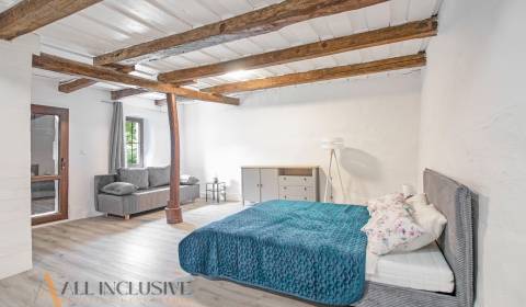 NA PREDAJ 4 IZB. RODINNÝ DOM V KRÁSNEJ LOKALITE, ČECHY