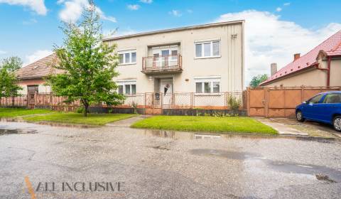 NA PREDAJ PRIESTRANNÝ POSCHODOVÝ RODINNÝ DOM,TOPOĽNÍKY