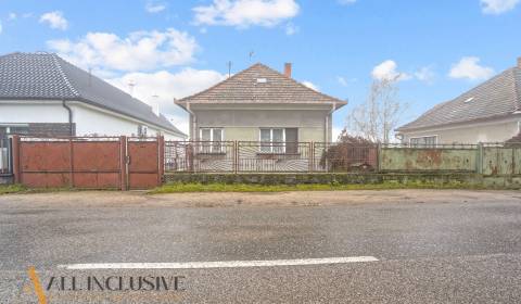 NA PREDAJ 3-IZBOVÝ RODINNÝ DOM VO VEĽKOM BLAHOVE