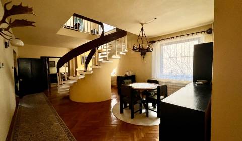 5 izbový rodinný dom - TOPOĽČANY