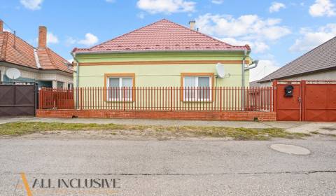 NA PREDAJ 3-IZBOVÝ RODINNÝ DOM V PADÁNI