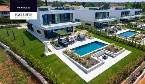 Luxusný vilový komplex na predaj v Kukci, Poreč, Chorvátsko