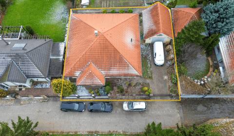 4-izbový samostatne stojaci dom s garážou | Podunajské Biskupice