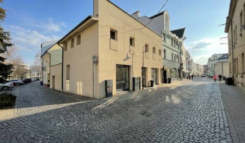Polyfunkčná budova v centre Žiliny na predaj