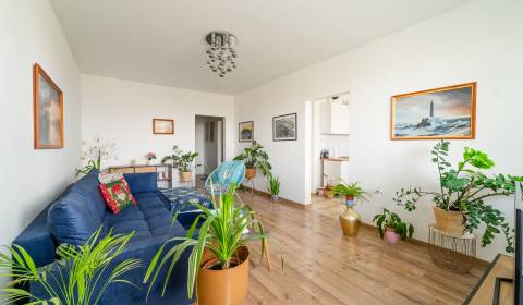 4,5 izbový byt s balkónom a výhľadom na Zobor 97 m2, Partizánska Nitra