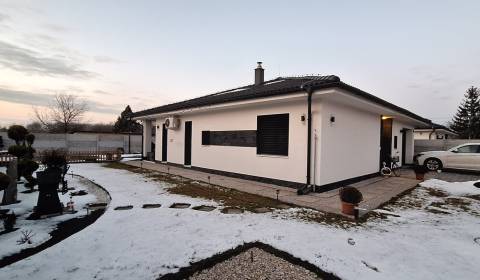 PREDAJ: Rodinný dom - NOVOSTAVBA  v meste - KOLÁROVO, okr. KN