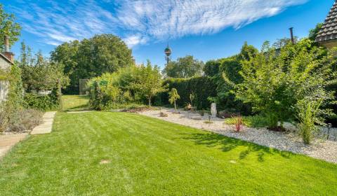 POZEMOK O ROZLOHE 1570m2 A RODINNÝ DOM AKO BONUS DOČASTNE ZNÍŽENÁ CENA