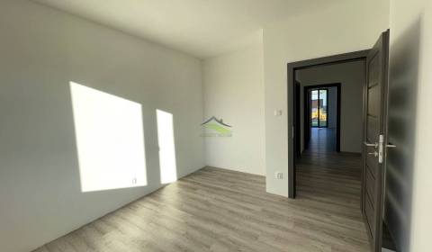 Moderná NOVOSTAVBA v stave Štandard - s pozemkom 550m2