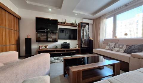 REZERVOVANÉ / PREDAJ - 3 izbového  bytu  na Hájiku / Baničová ulica  