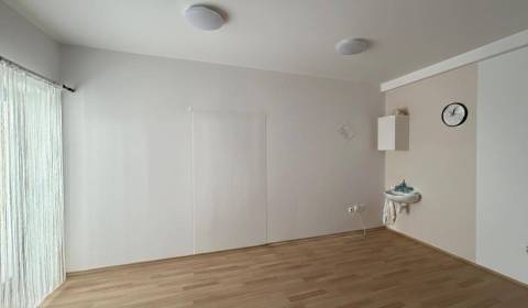 Na prenájom priestor s vodou - Poprad Veľká