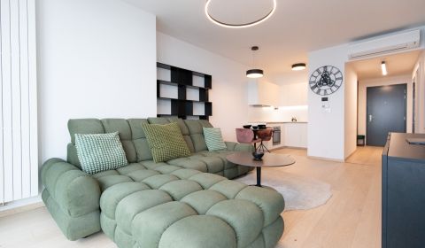 Nadštandardný 2i byt s výhľadom v Eurovea Tower