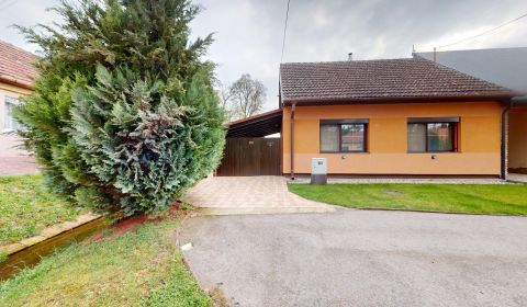 Na predaj zrekonštruovaný 3izbový rodinný dom  v obci Dubovce