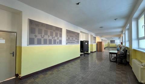 Multifunkčné priestory s veľkým potenciálom v Lučivnej – ideálne pre p